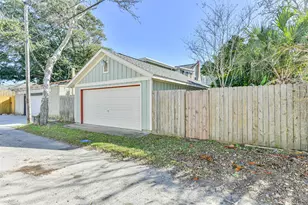 1814 Avenue K, Galveston, TX 77550 - Photo 35