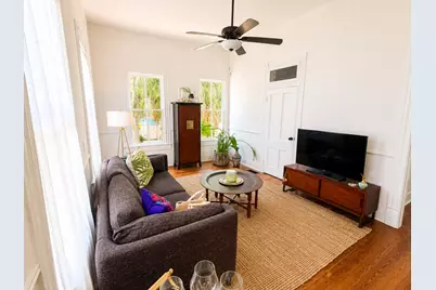 610 14th Street, Galveston, TX 77550 - Photo 3