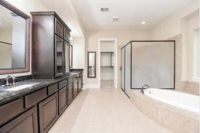7711 Reseda Street, Sugar Land, TX 77479 - Photo 29
