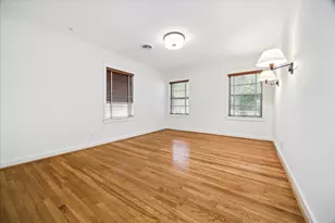 3227 Castlewood St, Houston, TX 77025 - Photo 5