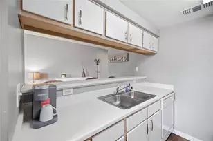 12800 Melville Dr, Montgomery, TX 77356 - Photo 11