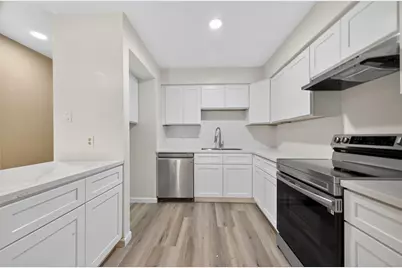 6710 Biggs Court, Houston, TX 77061 - Photo 13