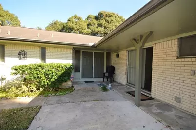 114 Lafayette Lane, League City, TX 77573 - Photo 3