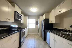 1502 Heights Blvd, Houston, TX 77008 - Photo 3