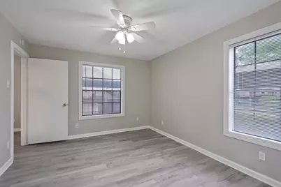 2750 Holly Hall Street #801, Houston, TX 77054 - Photo 11