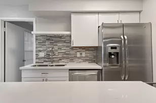 2750 Holly Hall St, Houston, TX 77054 - Photo 7