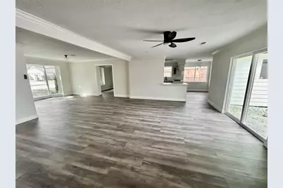 2511 Briarpark Drive, Houston, TX 77042 - Photo 7