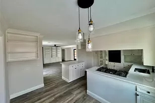 2511 Briarpark Dr, Houston, TX 77042 - Photo 21