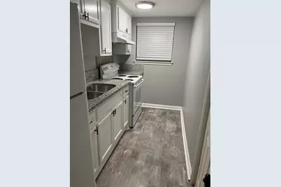 2721A Virginia Street, Baytown, TX 77520 - Photo 3