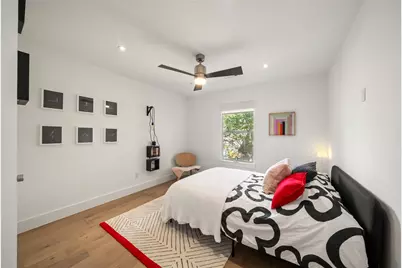 258 Sentry Maple Place, The Woodlands, TX 77382 - Photo 17