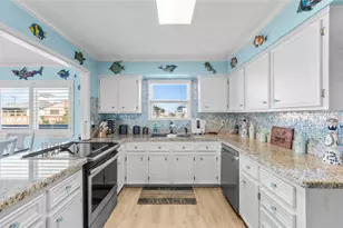 1210 Island Dr, Dickinson, TX 77539 - Photo 7