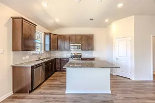 1012 Old Vine Rd, Brenham, TX 77833 - Photo 9