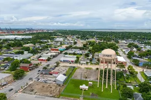 116 S 3rd St, La Porte, TX 77571 - Photo 17