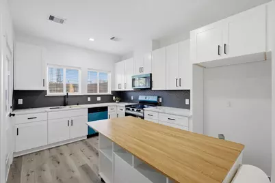 116 S 3rd Street, La Porte, TX 77571 - Photo 5