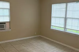 1622 W 9th St, Freeport, TX 77541 - Photo 11