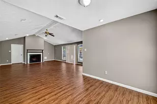 9506 Hendon Ln, Houston, TX 77036 - Photo 13