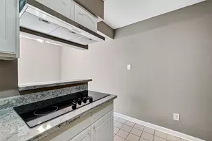 9506 Hendon Ln, Houston, TX 77036 - Photo 19