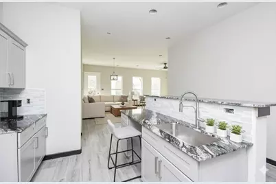 209 Silverleaf Road, Sweeny, TX 77480 - Photo 3