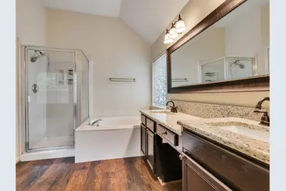 7914 Sinfonia Drive, Houston, TX 77040 - Photo 15