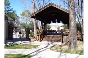 7914 Sinfonia Dr, Houston, TX 77040 - Photo 29
