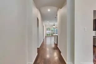 7914 Sinfonia Dr, Houston, TX 77040 - Photo 5
