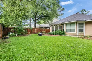 7914 Sinfonia Dr, Houston, TX 77040 - Photo 23