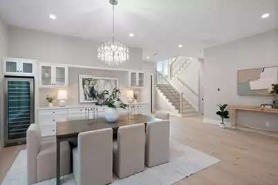 2046 Macarthur Street, Houston, TX 77030 - Photo 5