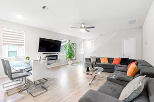 5006 W Sunway Dr, Katy, TX 77493 - Photo 11