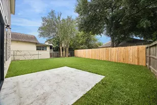 125 N Sidney St, Houston, TX 77003 - Photo 31