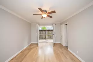 9015 Gaylord Dr, Hedwig Village, TX 77024 - Photo 21