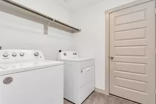 606 Thunder Cloud Dr, Baytown, TX 77523 - Photo 35