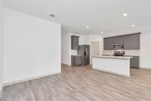 606 Thunder Cloud Dr, Baytown, TX 77523 - Photo 23