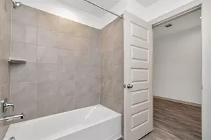 606 Thunder Cloud Dr, Baytown, TX 77523 - Photo 17