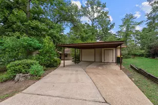 317 Hollywood Dr, Conroe, TX 77303 - Photo 3