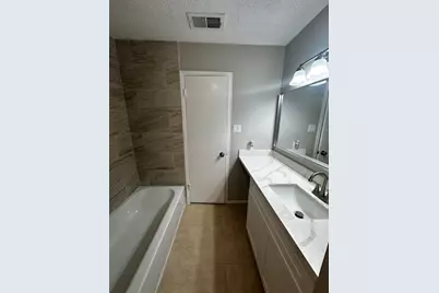 2120 Greenbriar Colony Drive, Houston, TX 77032 - Photo 15