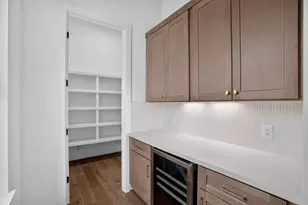 2010 Hewitt Dr, Houston, TX 77018 - Photo 13