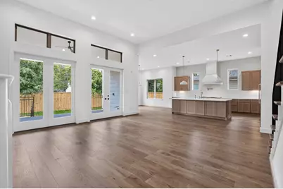 2010 Hewitt Drive, Houston, TX 77018 - Photo 5
