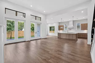 2010 Hewitt Dr, Houston, TX 77018 - Photo 5