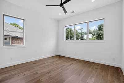 2010 Hewitt Drive, Houston, TX 77018 - Photo 33