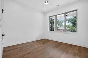 2010 Hewitt Dr, Houston, TX 77018 - Photo 25