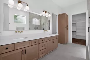 2010 Hewitt Dr, Houston, TX 77018 - Photo 21