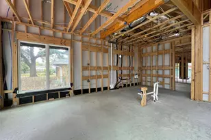 8029 Longridge Dr, Houston, TX 77055 - Photo 11