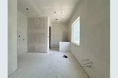 8029 Longridge Drive, Houston, TX 77055 - Photo 11