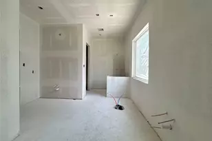 8029 Longridge Dr, Houston, TX 77055 - Photo 11