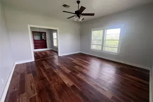 709 S Harrison Ln, Wharton, TX 77488 - Photo 3