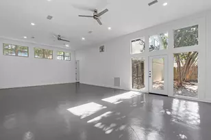 3210 Elmridge St, Houston, TX 77025 - Photo 13