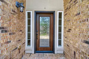 6826 Sorrelwood Ln, Sugar Land, TX 77479 - Photo 5