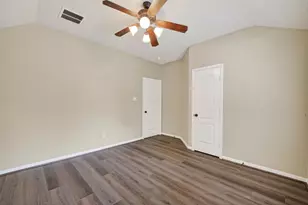 6826 Sorrelwood Ln, Sugar Land, TX 77479 - Photo 27