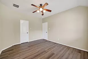 6826 Sorrelwood Ln, Sugar Land, TX 77479 - Photo 23