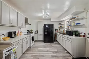 1427 Hankamer St, Pasadena, TX 77506 - Photo 9